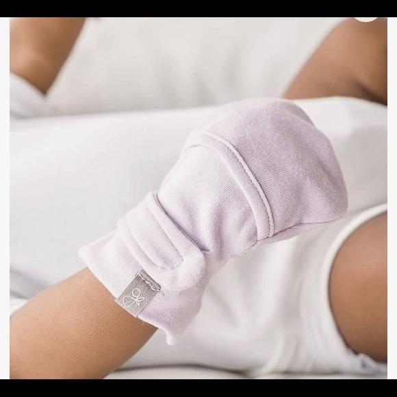 NWOT Goumi organic baby mittens (0-3 months) Reversible - Picture 5 of 5